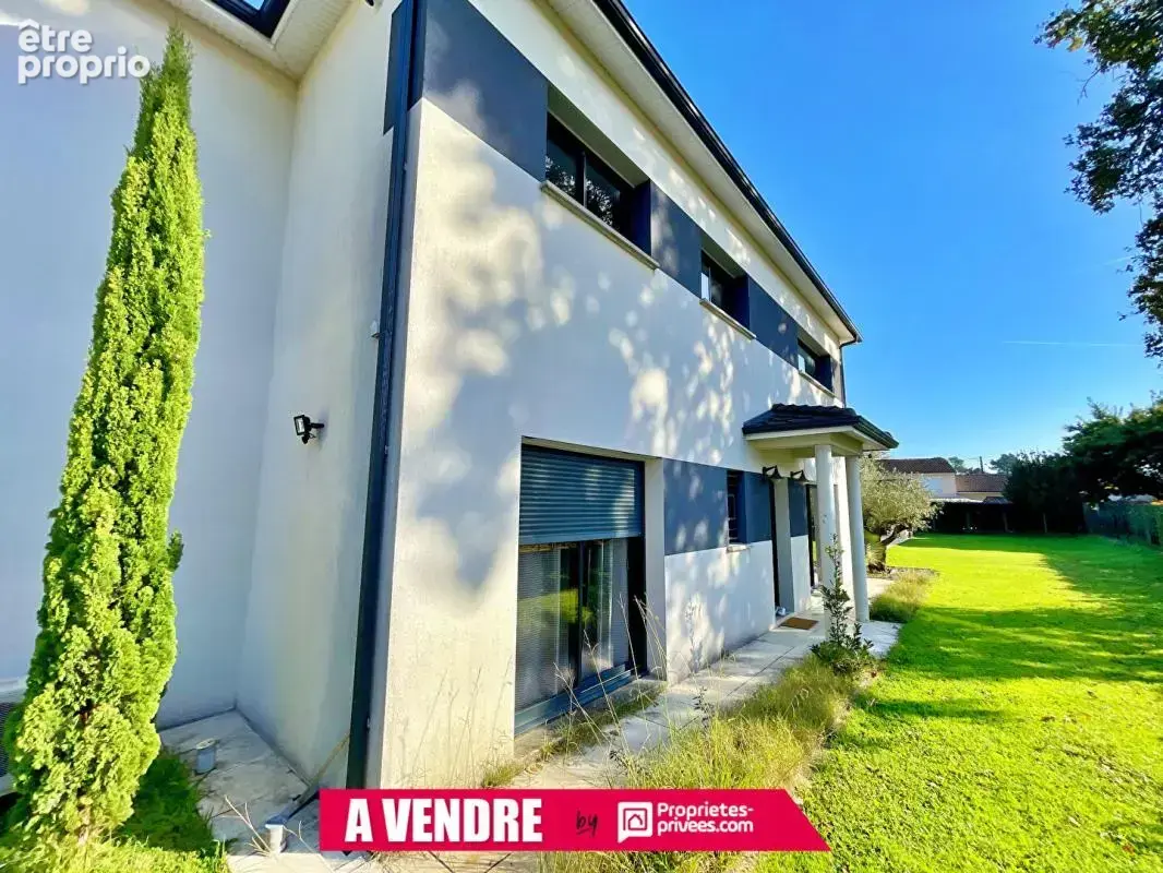 Maison Eysines 6 pièce(s) 170 m2 piscine dépendance double garage - photo 15