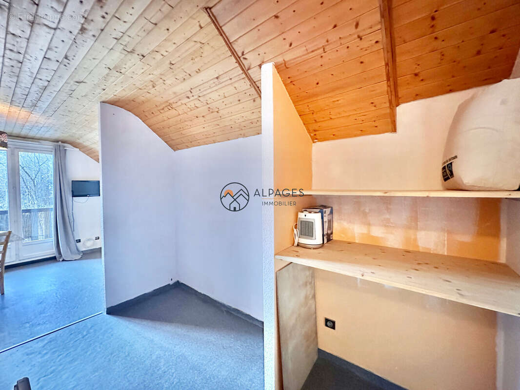 Appartement à AIGUILLES