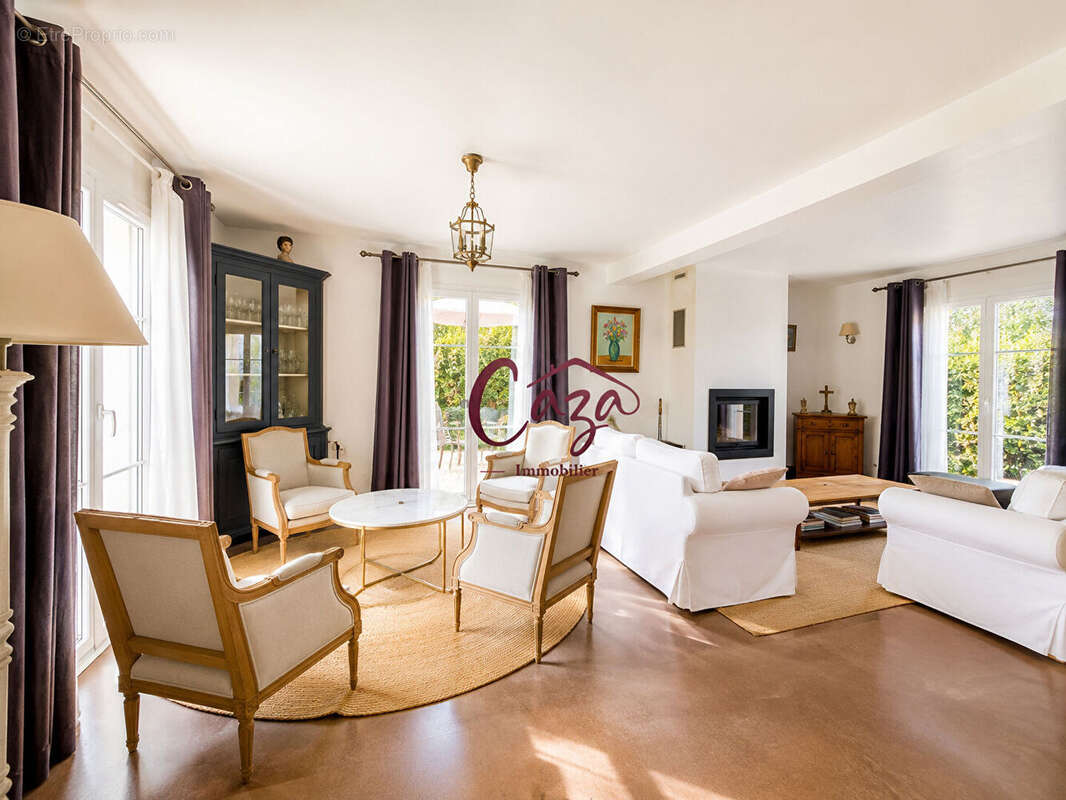 Maison Carignan De Bordeaux 7 pièce(s) 192.31 m2 - photo 2