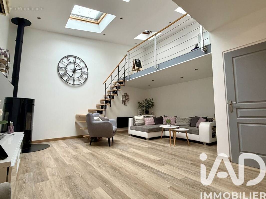 Photo 1 - Maison à CORBEIL-ESSONNES