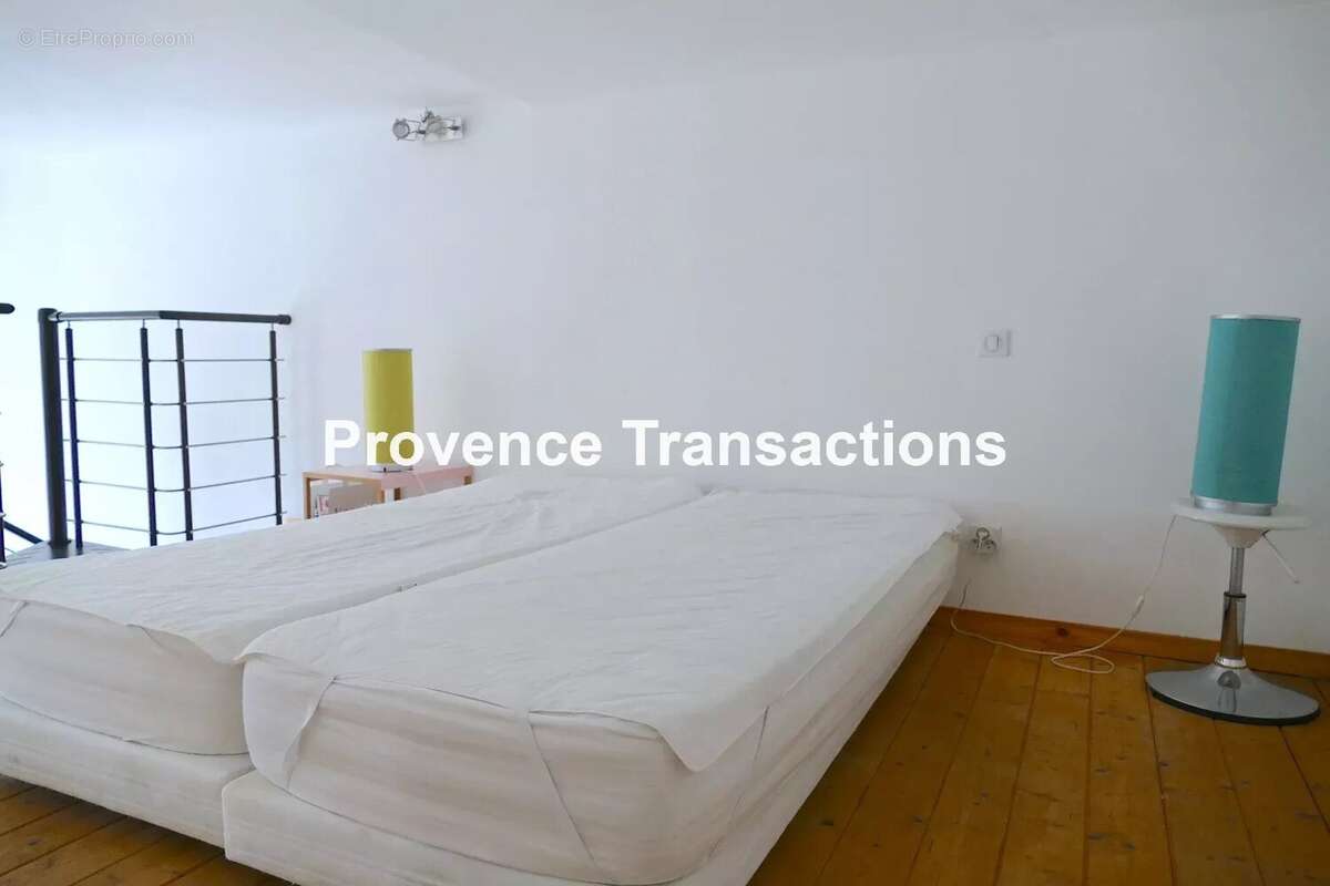 Appartement à BEAUMES-DE-VENISE