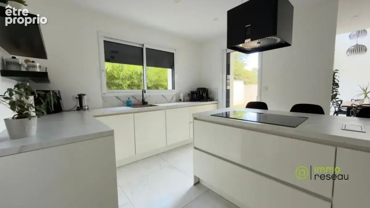 Maison 7 pièces 146 m² à vendre à Saint-Barthelemy-D'anjou (49124) - photo 3