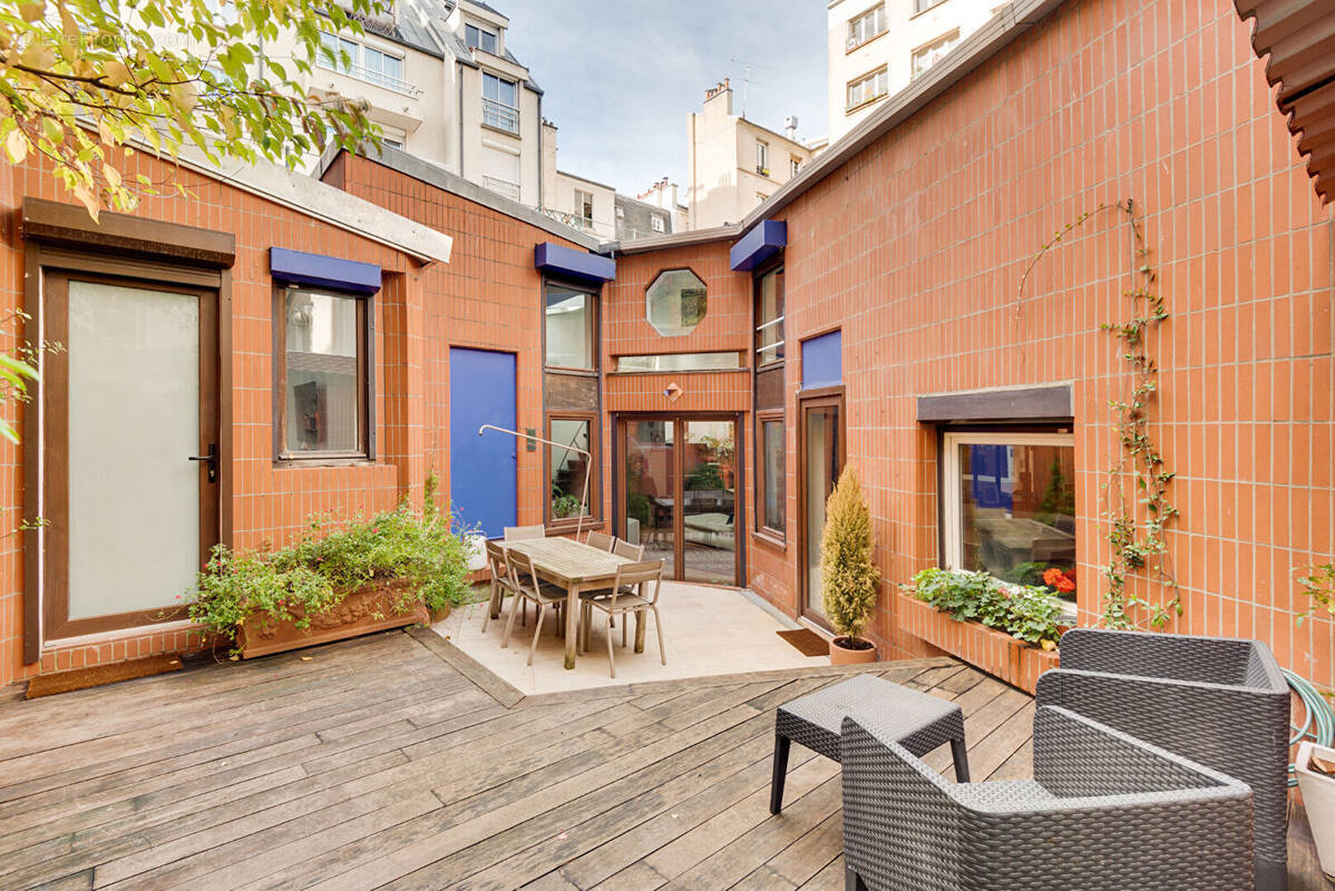 Maison à PARIS-15E