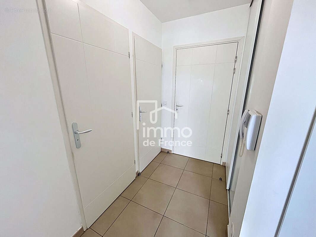 Appartement à VIRY