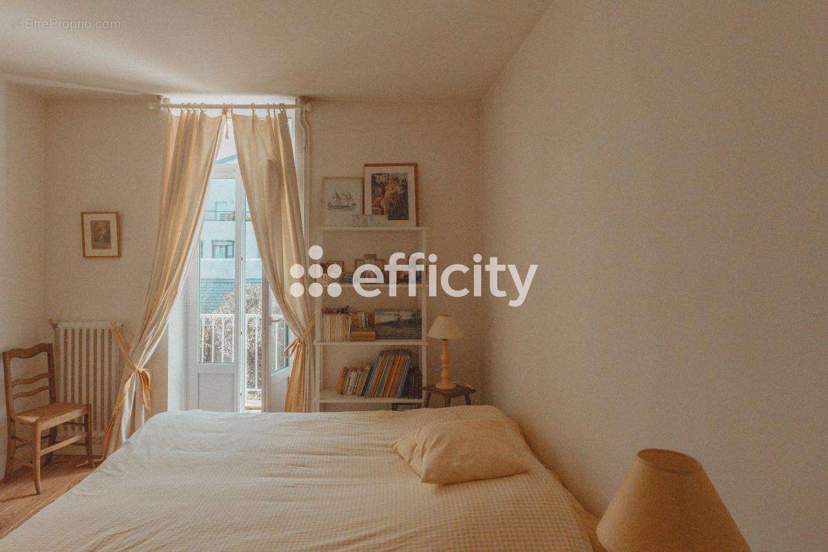 Maison à LA ROCHELLE