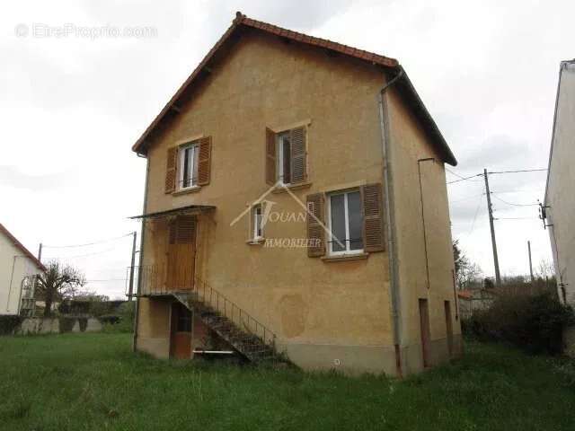 Maison à SAINT-POURCAIN-SUR-SIOULE