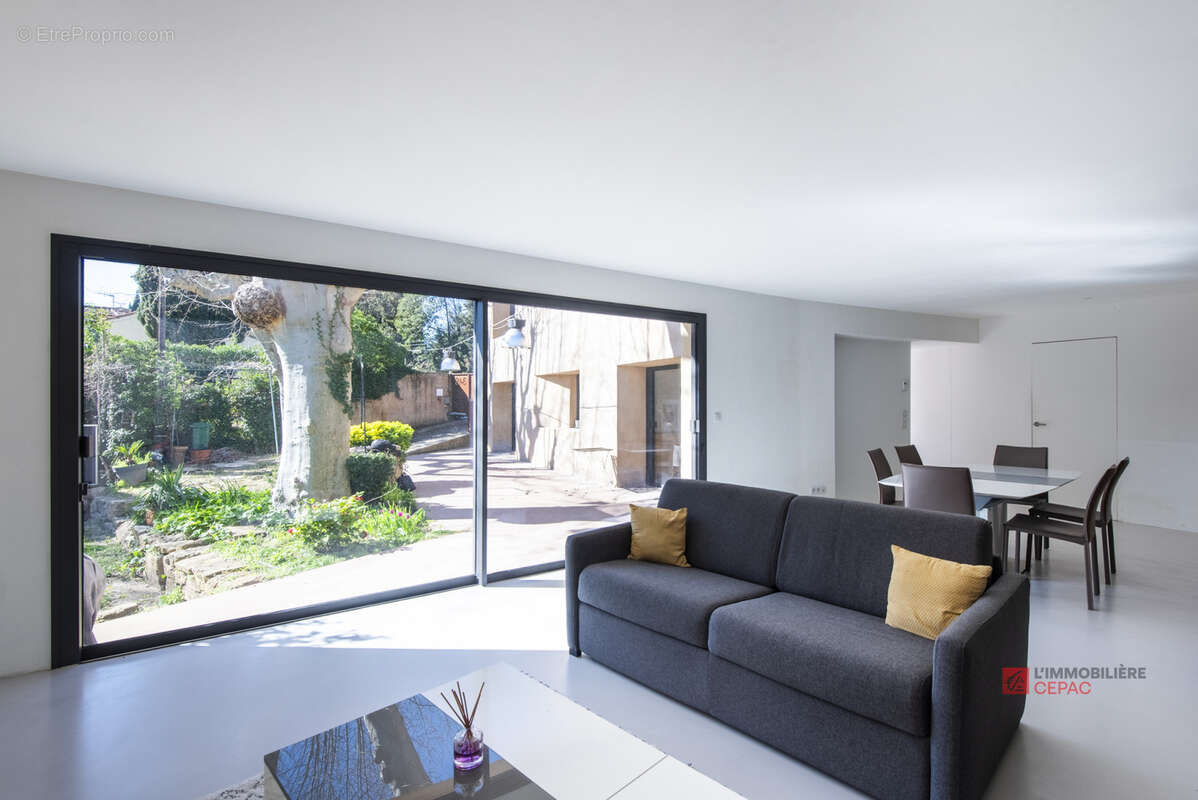 Maison à GRANS
