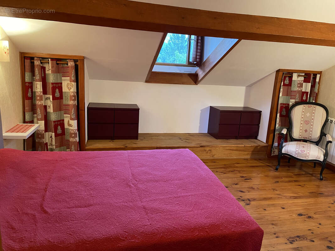 Maison à CAPOULET-ET-JUNAC