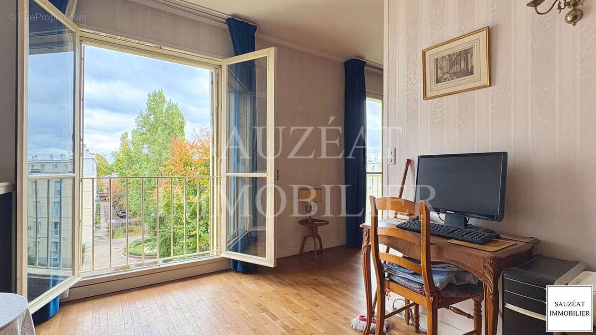 Appartement à MONTROUGE