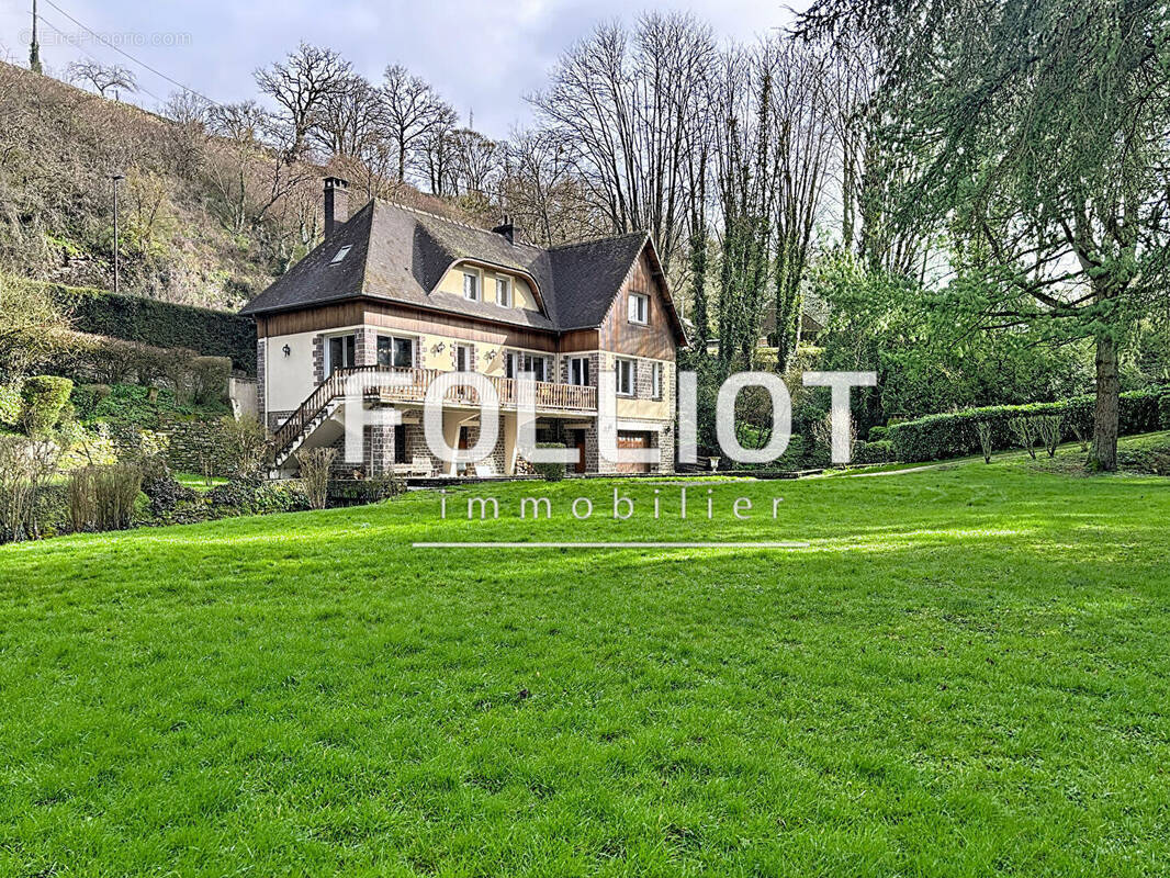 Maison à THURY-HARCOURT