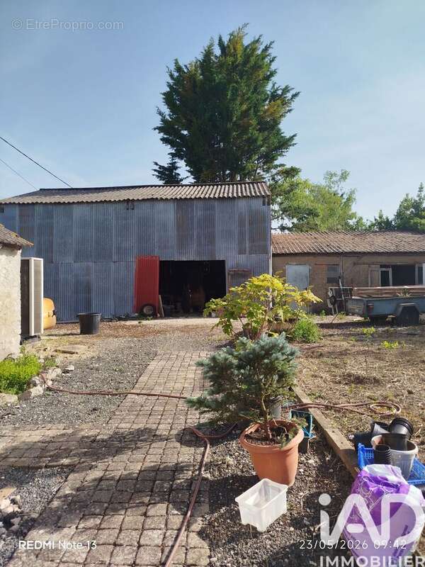 Maison 169 m² à Charsonville  - photo 4