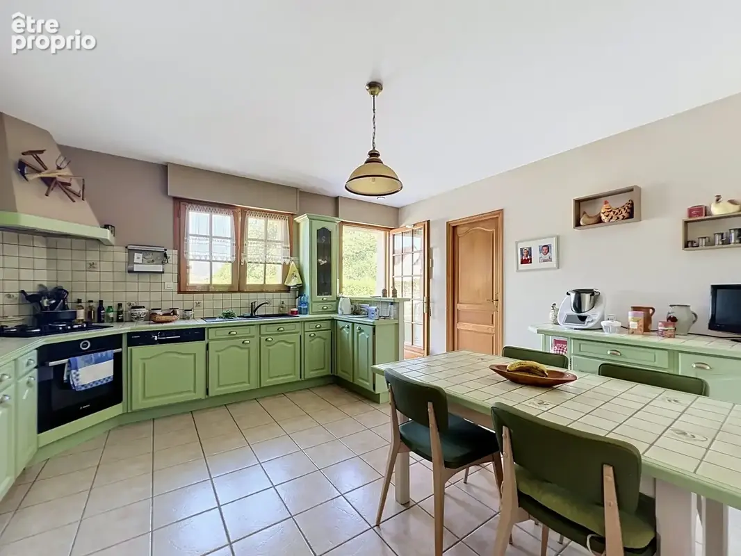 Maison 6 pièces 189 m² à vendre à Villebarou (41000) - photo 2