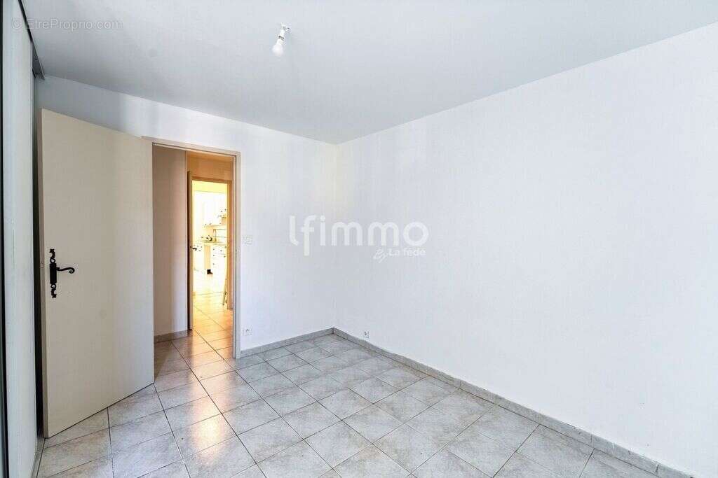 Appartement T3 et sa belle terrasse 13014 - photo 12