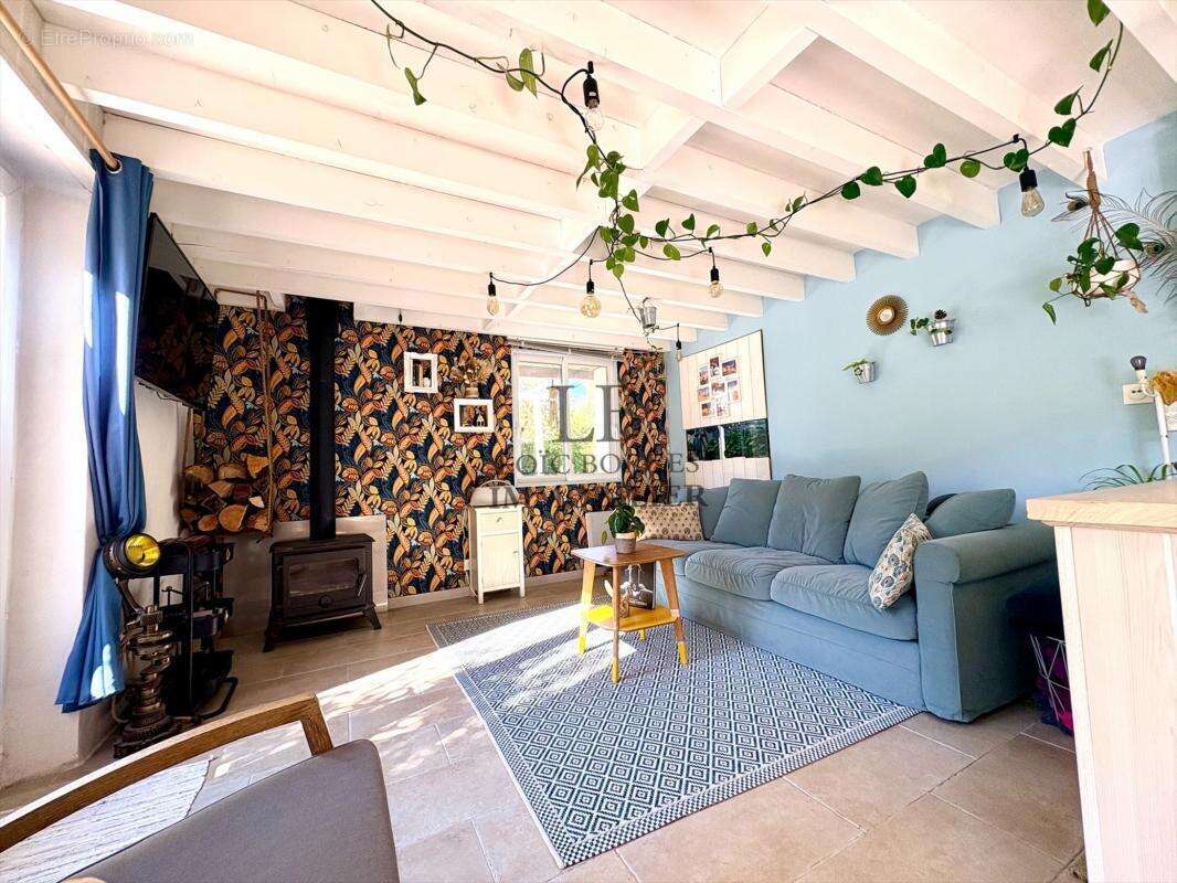 Maison à SAINT-LAURENT-DE-GOSSE