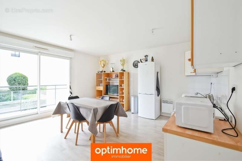 Appartement à ORGERES