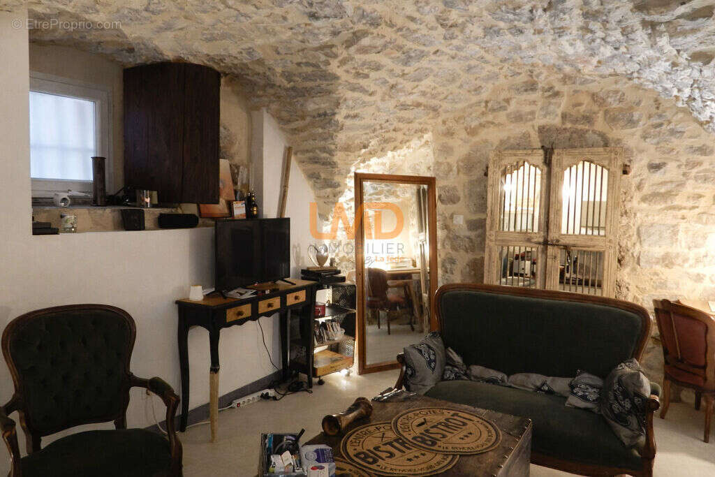 Baisse de prix ! Immeuble de rapport avec 7,90 % de rentabilité - photo 13