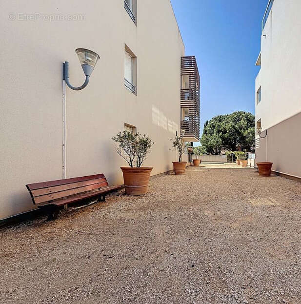 Appartement à SIX-FOURS-LES-PLAGES