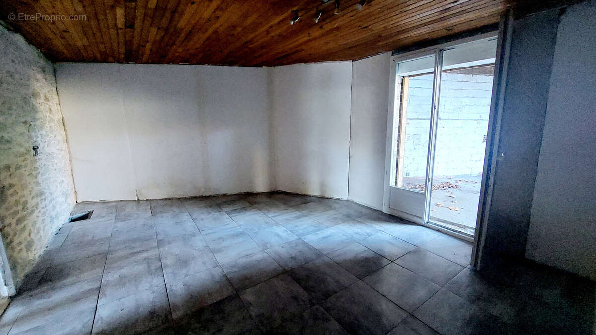 Maison à LOUPIAC-DE-LA-REOLE