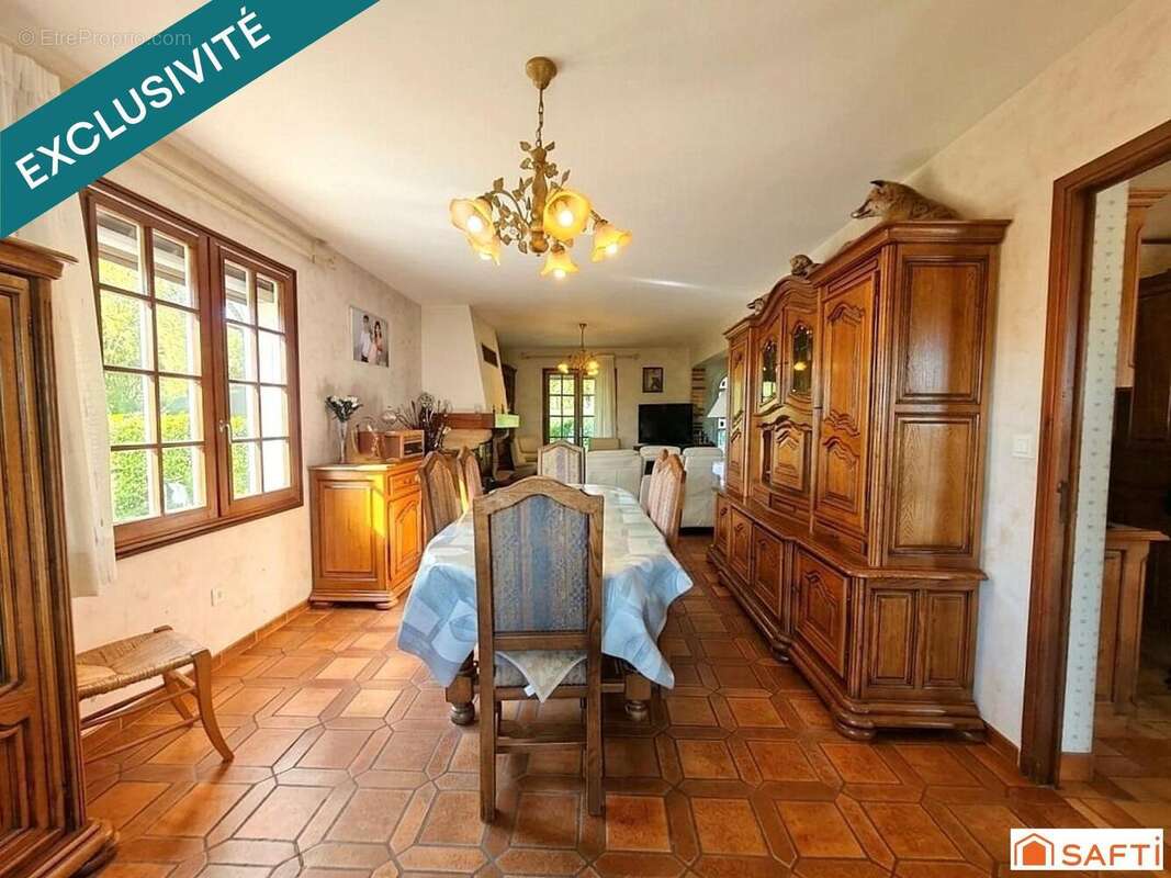 Maison 210 m² à Coulanges-La-Vineuse  - photo 5