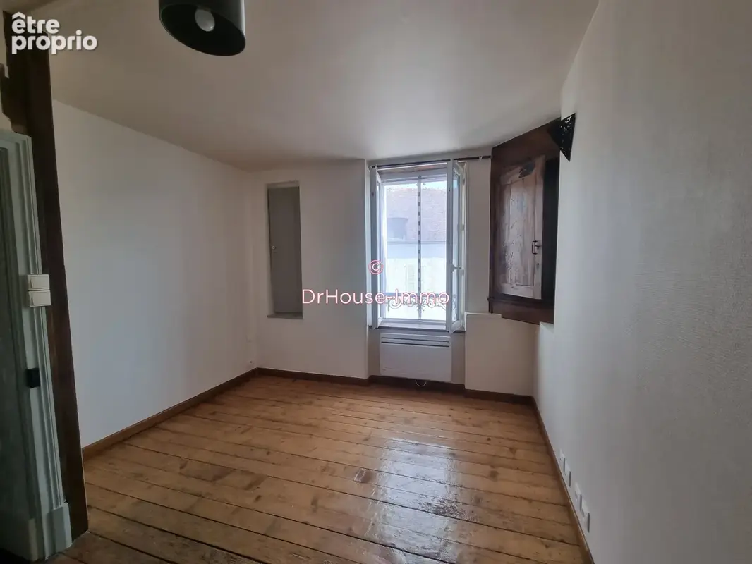 Maison 6 pièces 80 m² à vendre à Chatillon-Coligny (45230) - photo 7