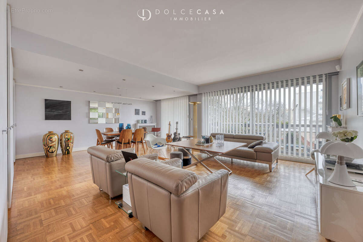 Appartement à NOGENT-SUR-MARNE