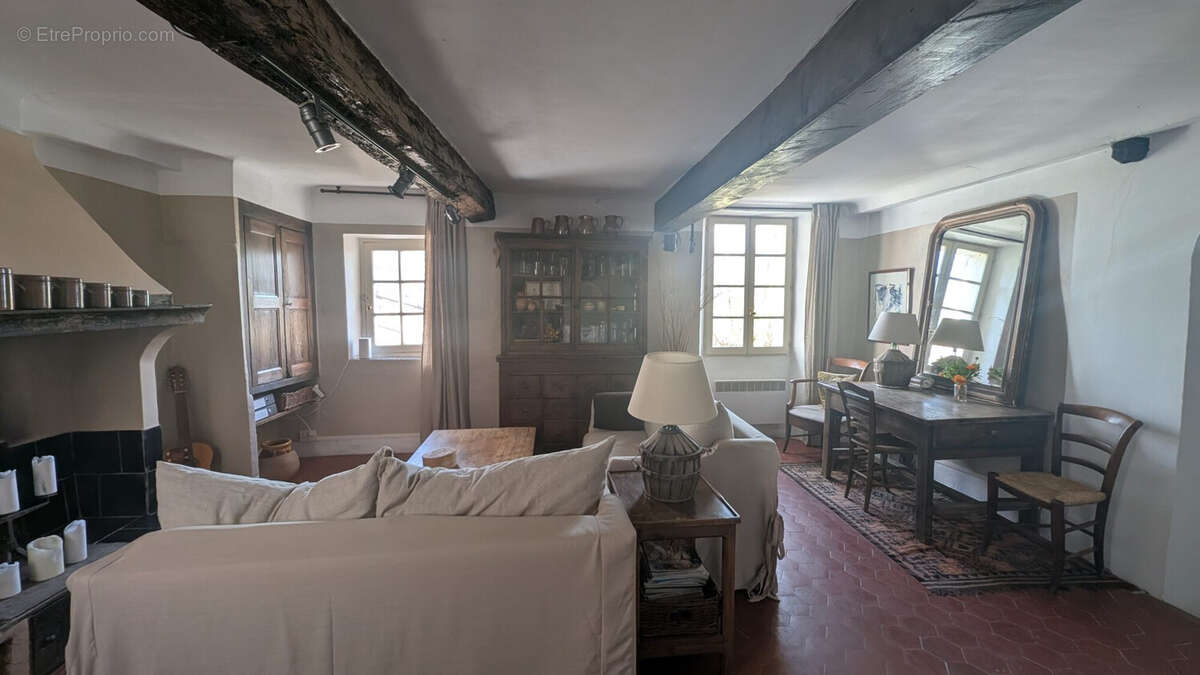 Maison à GONFARON