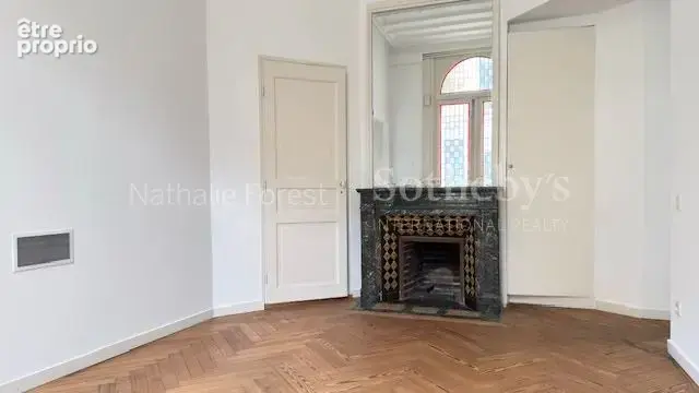 Appartement de caractère -120 m² -Rez-de-jardin d’un hôtel particulier - photo 5