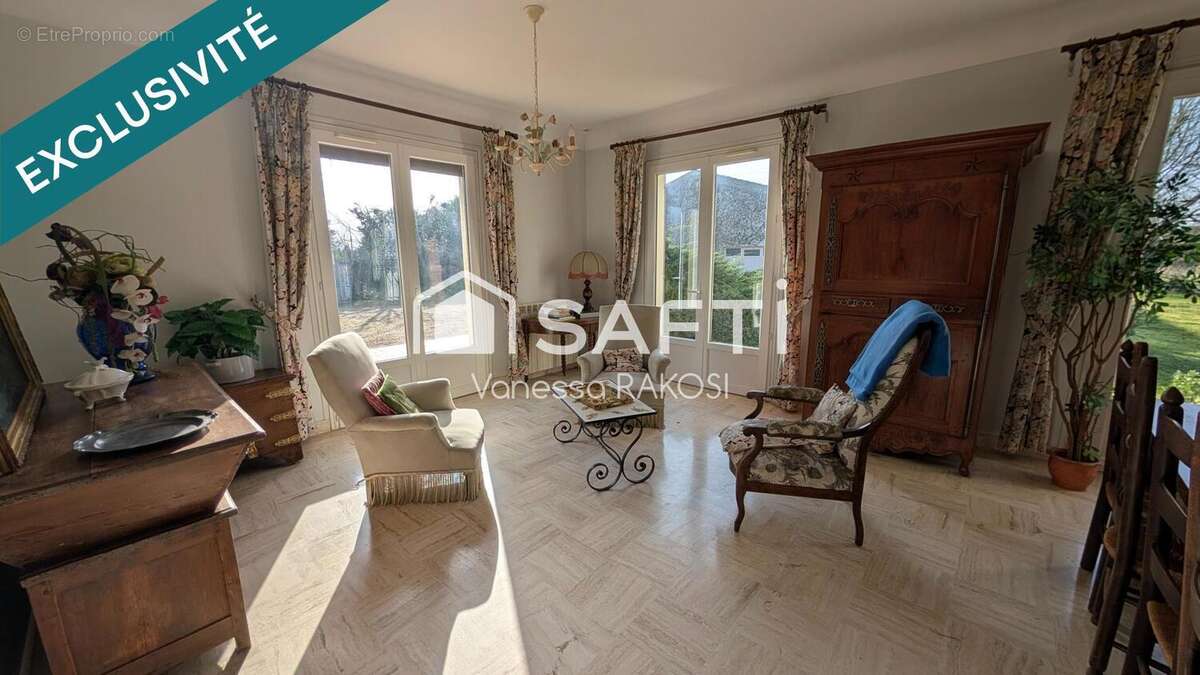 Photo 5 - Maison à SAINT-JEAN-D'ANGELY