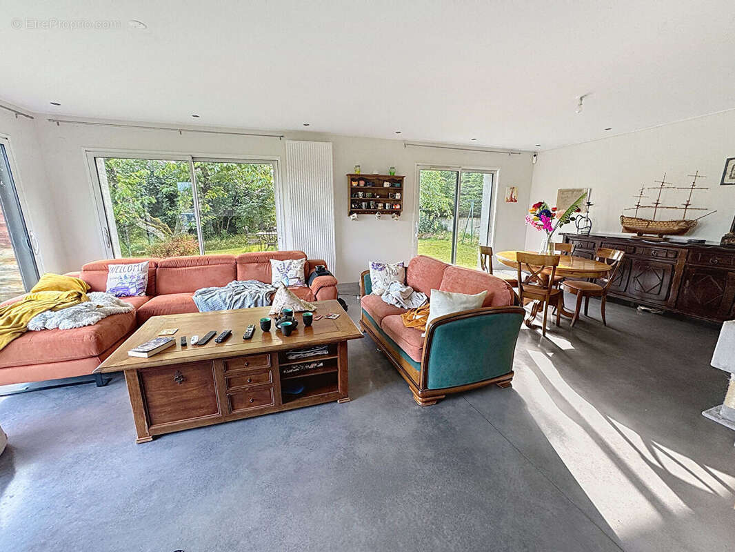 Maison à BOURGOIN-JALLIEU