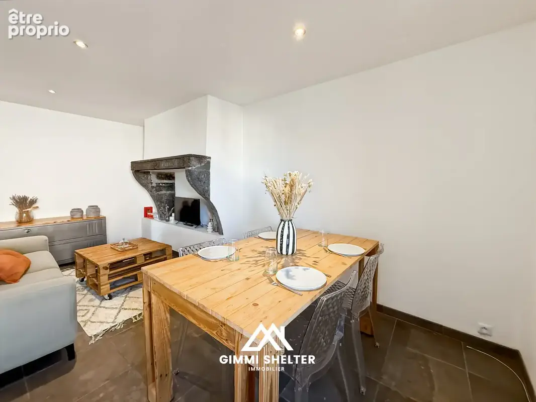Ceyrat bourg, maison de village 82 m2, 2 chambres, balcon, PAC réversible - photo 3