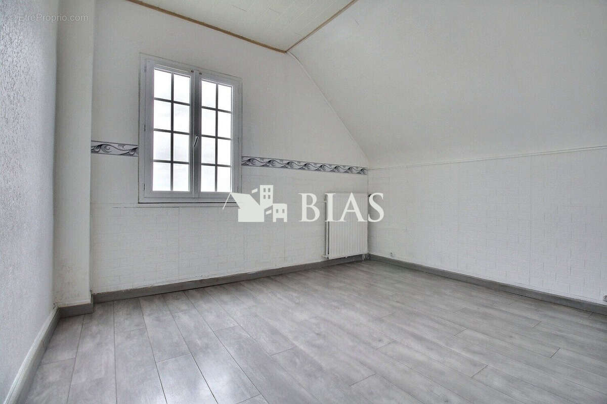 Maison à LE TRAIT