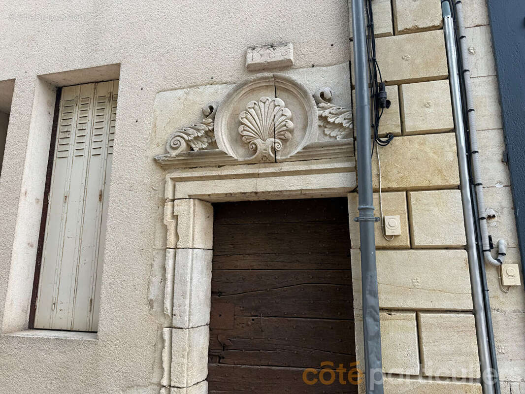 Maison à SAINT-AMAND-MONTROND