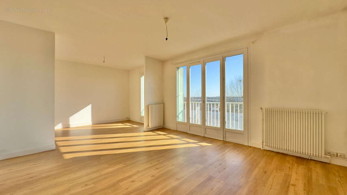 Appartement à ATHIS-MONS