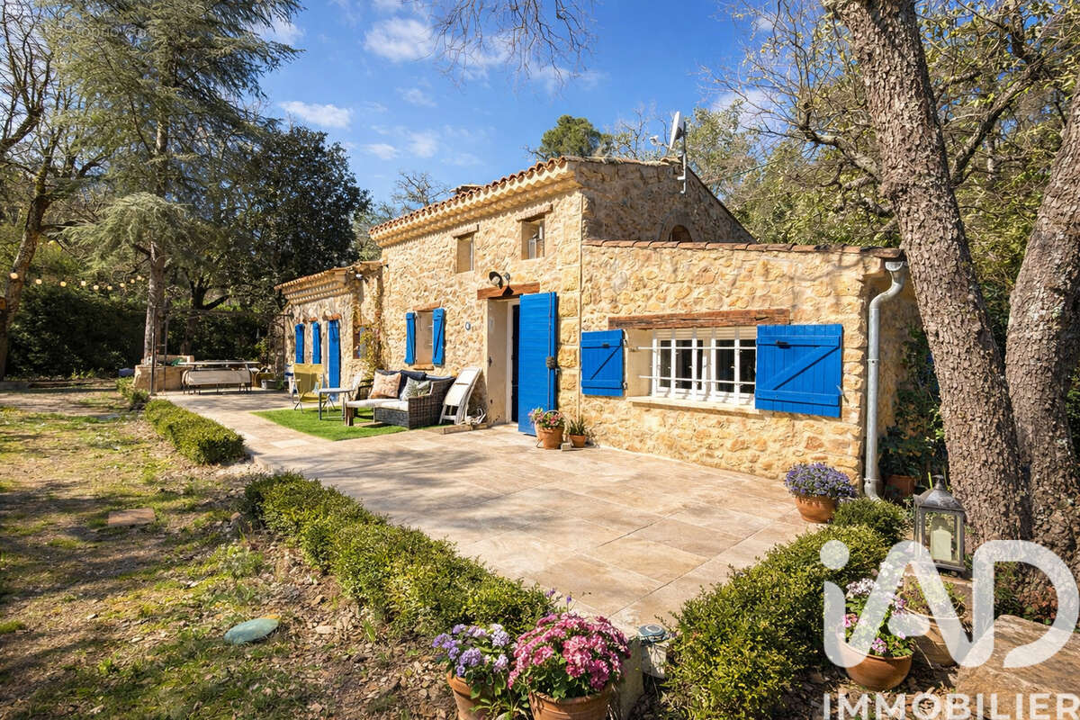 Photo 2 - Maison à PEYROLLES-EN-PROVENCE