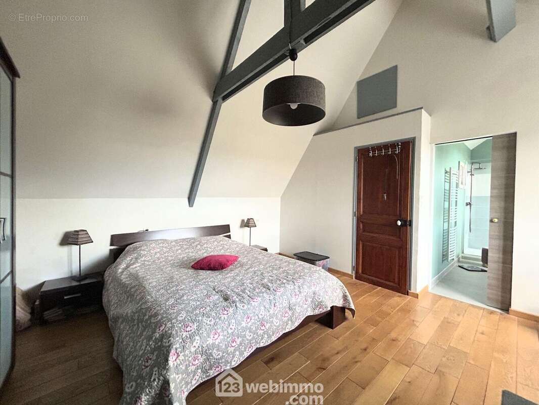 Maison à PLOUGRESCANT