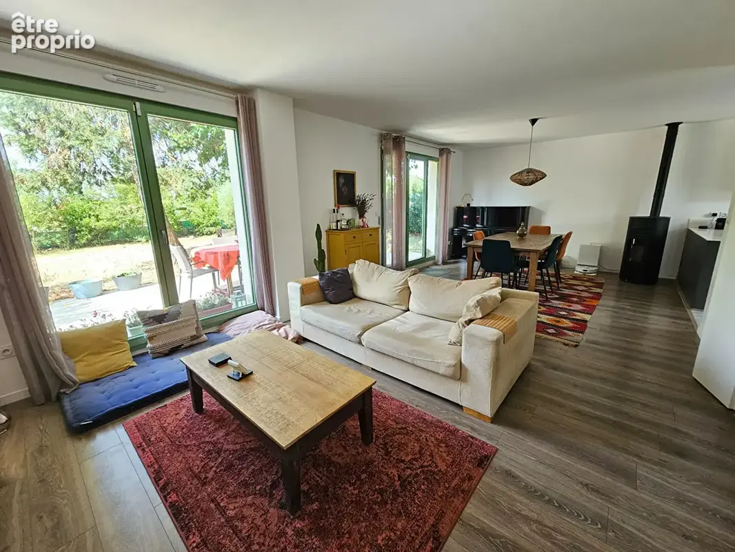 Maison Magny Les Hameaux  5 pièce(s) 102.80 m2 - photo 2