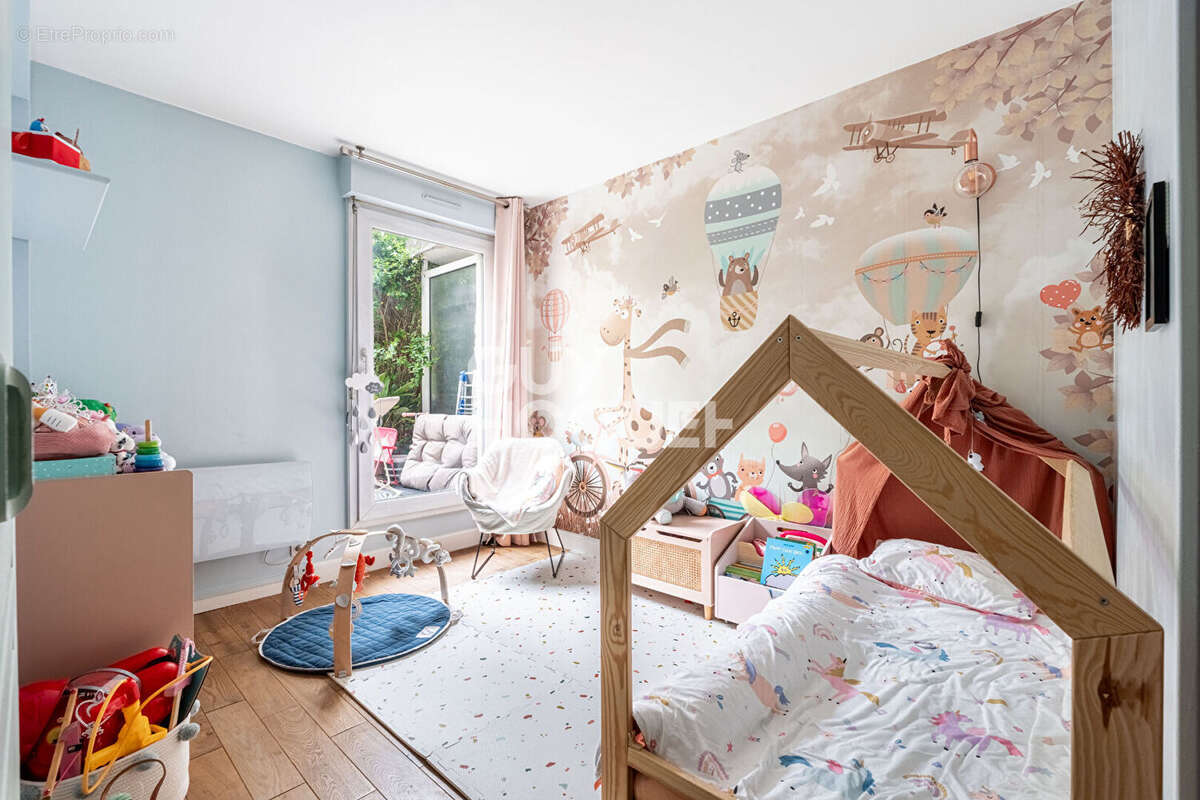 Appartement à ASNIERES-SUR-SEINE