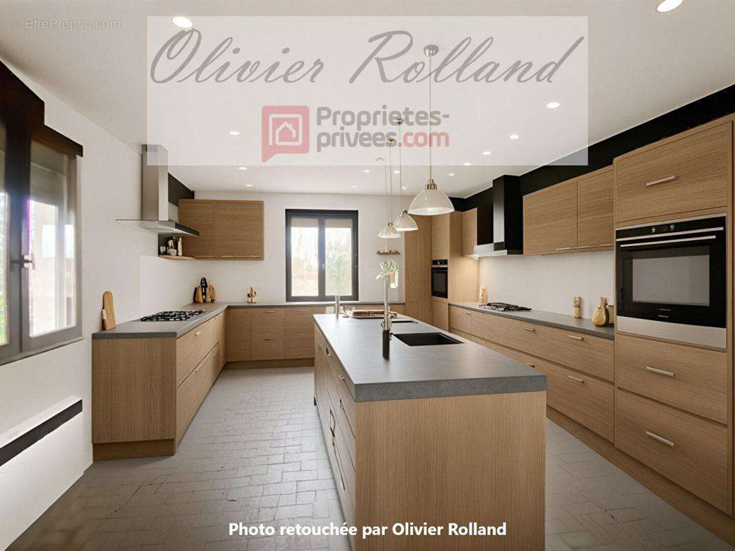 Maison à FAVERAYE-MACHELLES