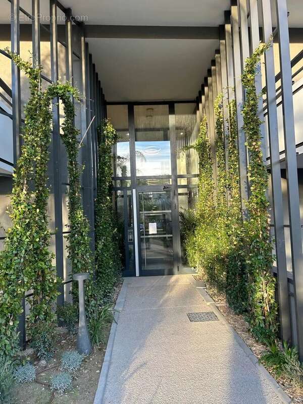 Appartement à VILLENEUVE-LOUBET