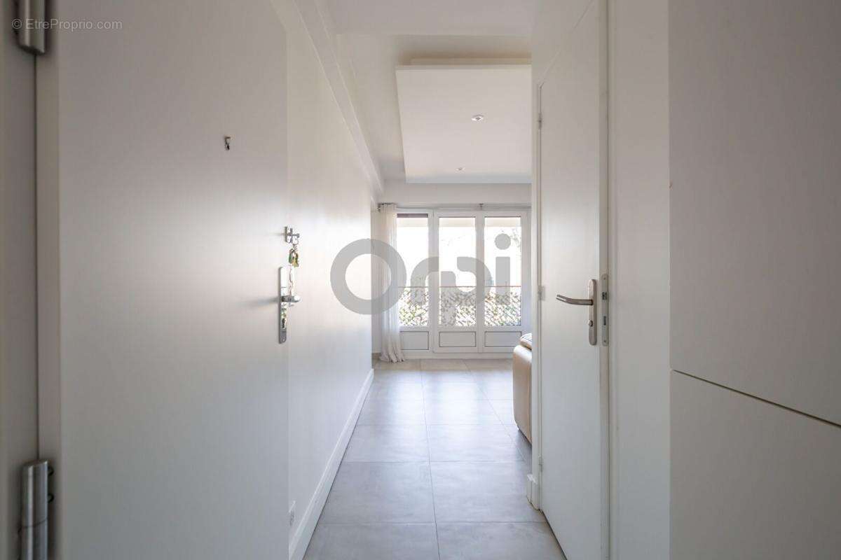 Appartement à SAINT-MAUR-DES-FOSSES