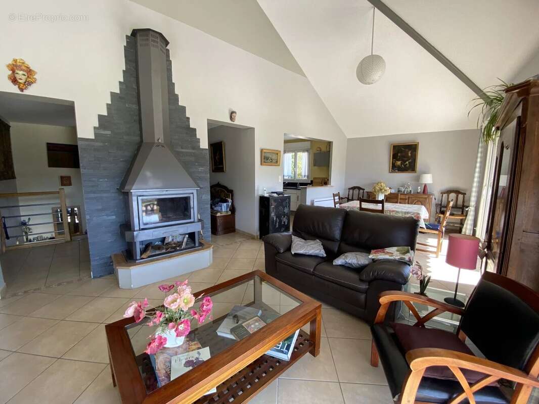 Maison à CHATELLERAULT