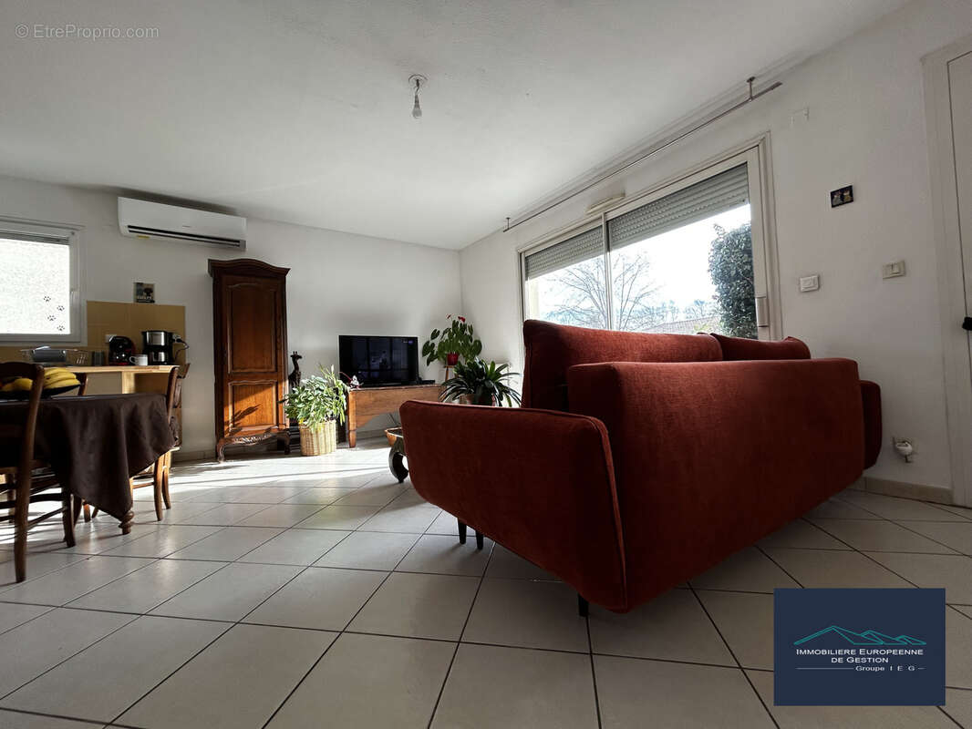 Appartement à SAINT-ESTEVE