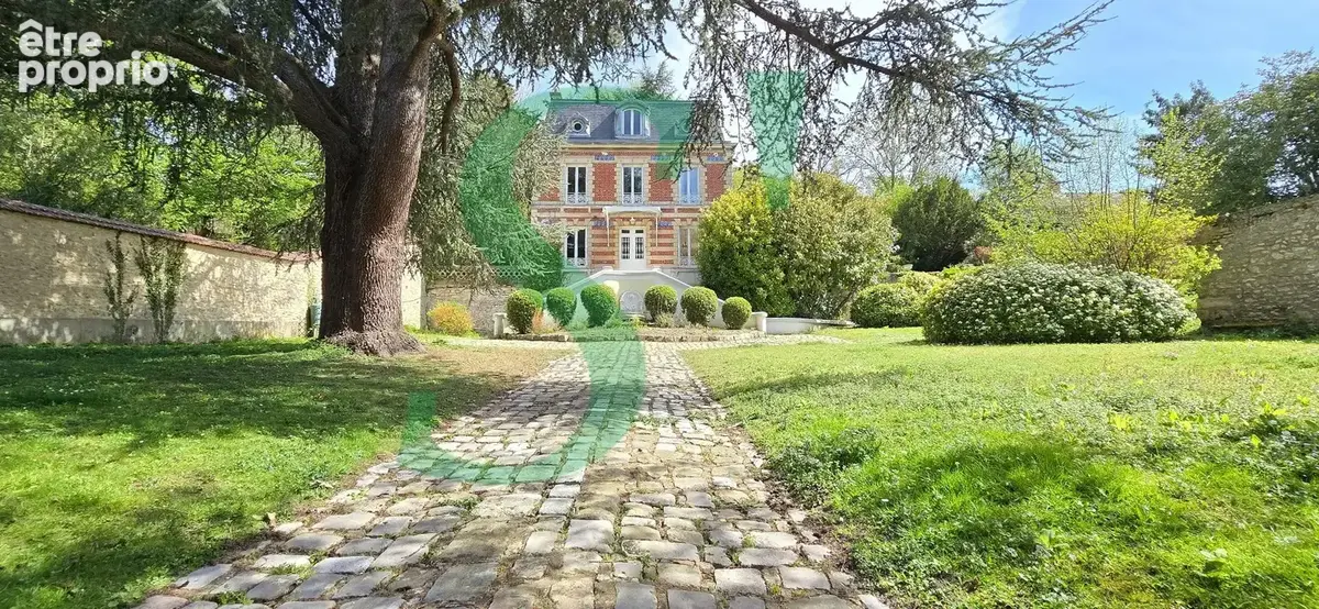 Maison 198 m² à Chaumont-En-Vexin  - photo 15