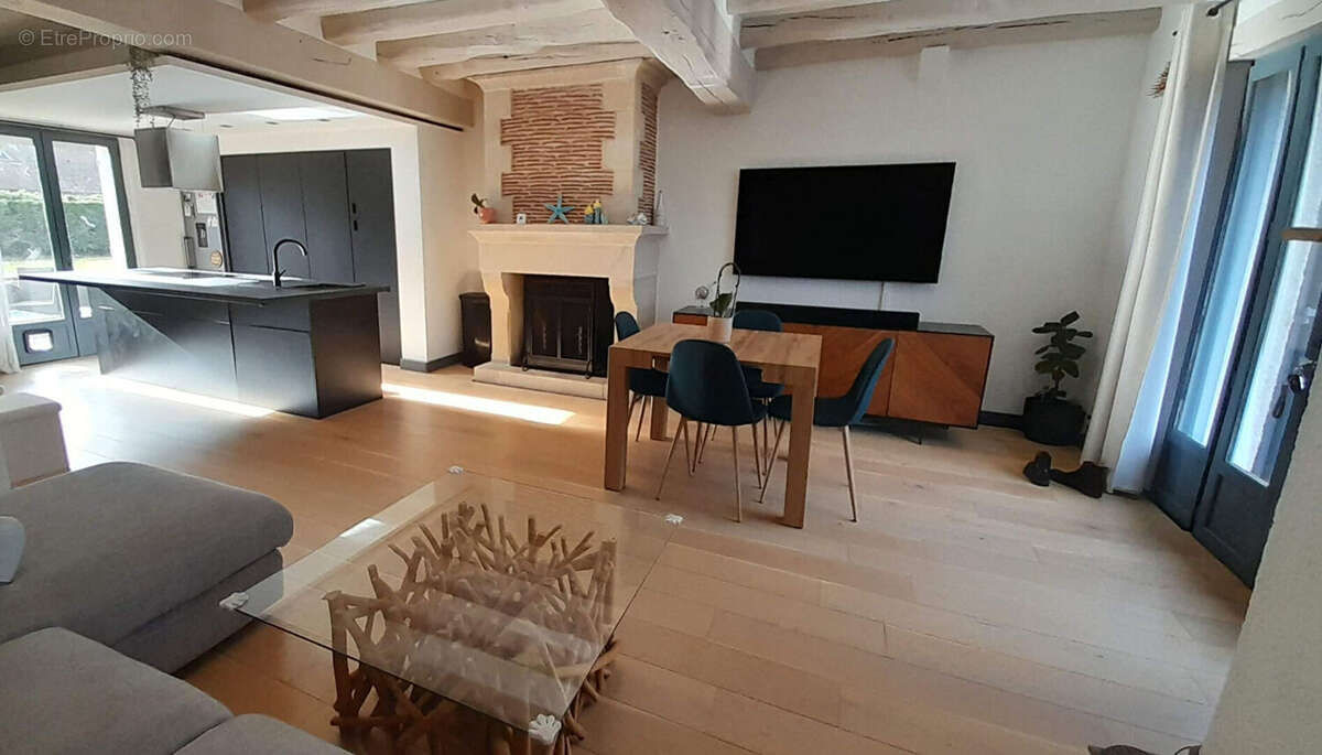 Appartement à BULLION
