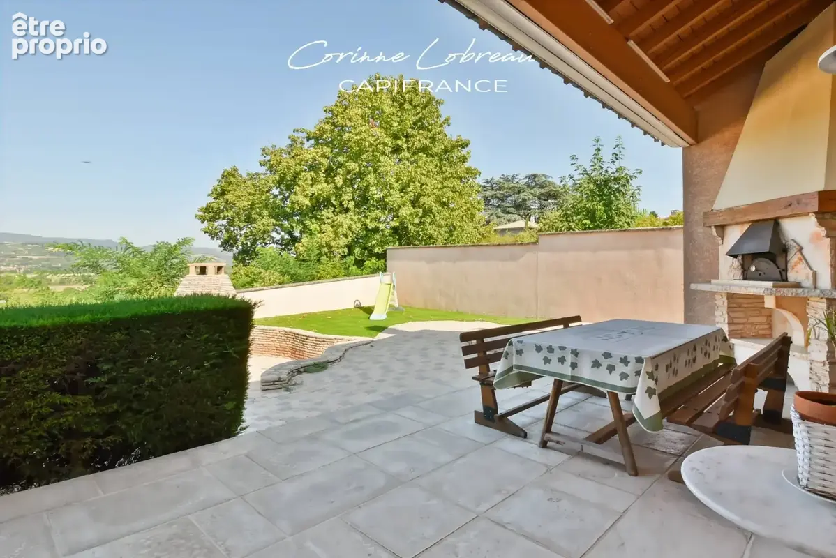 Propriété d’exception avec piscine et vue remarquable sur les deux roches - photo 6