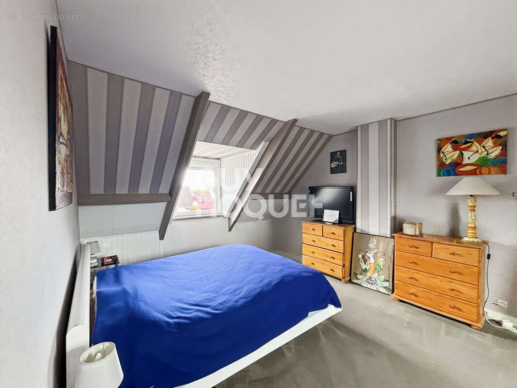 Maison à OZOUER-LE-VOULGIS