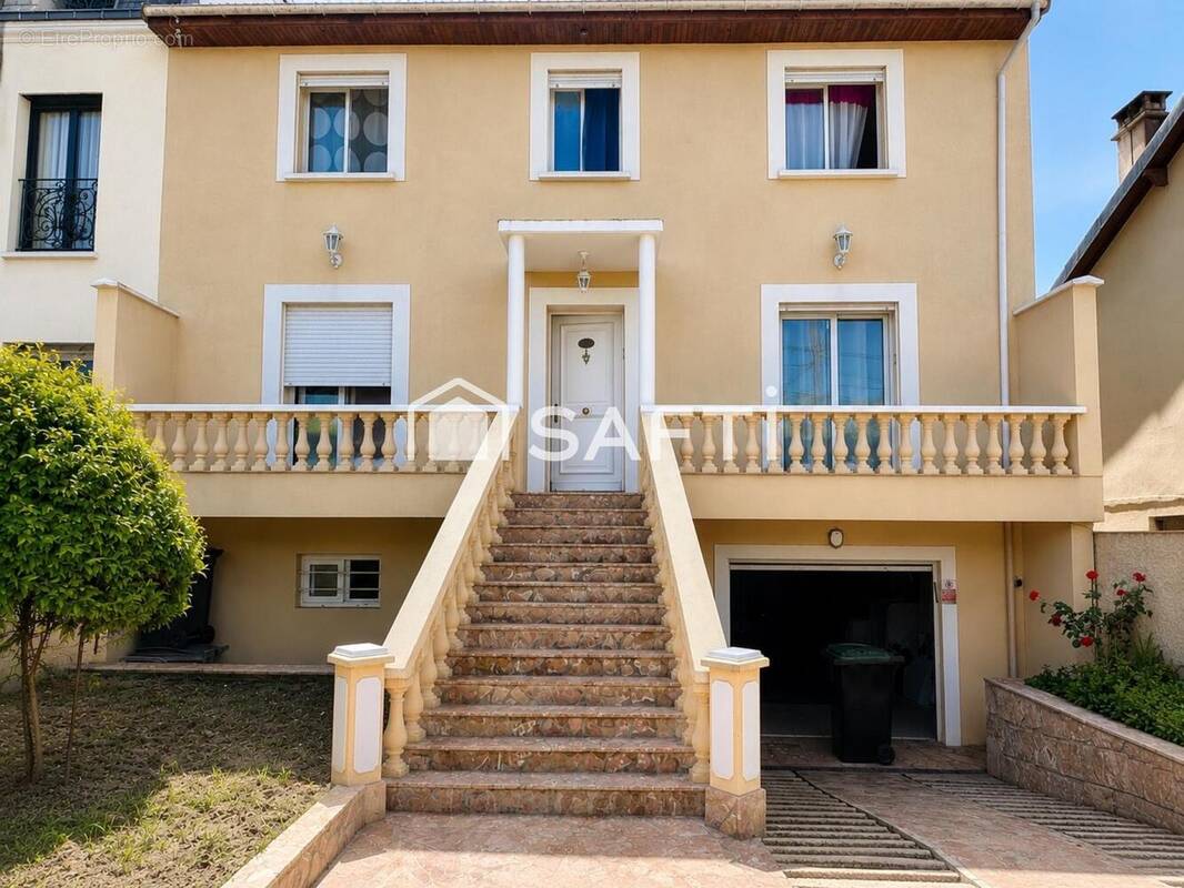 Photo 1 - Maison à GAGNY