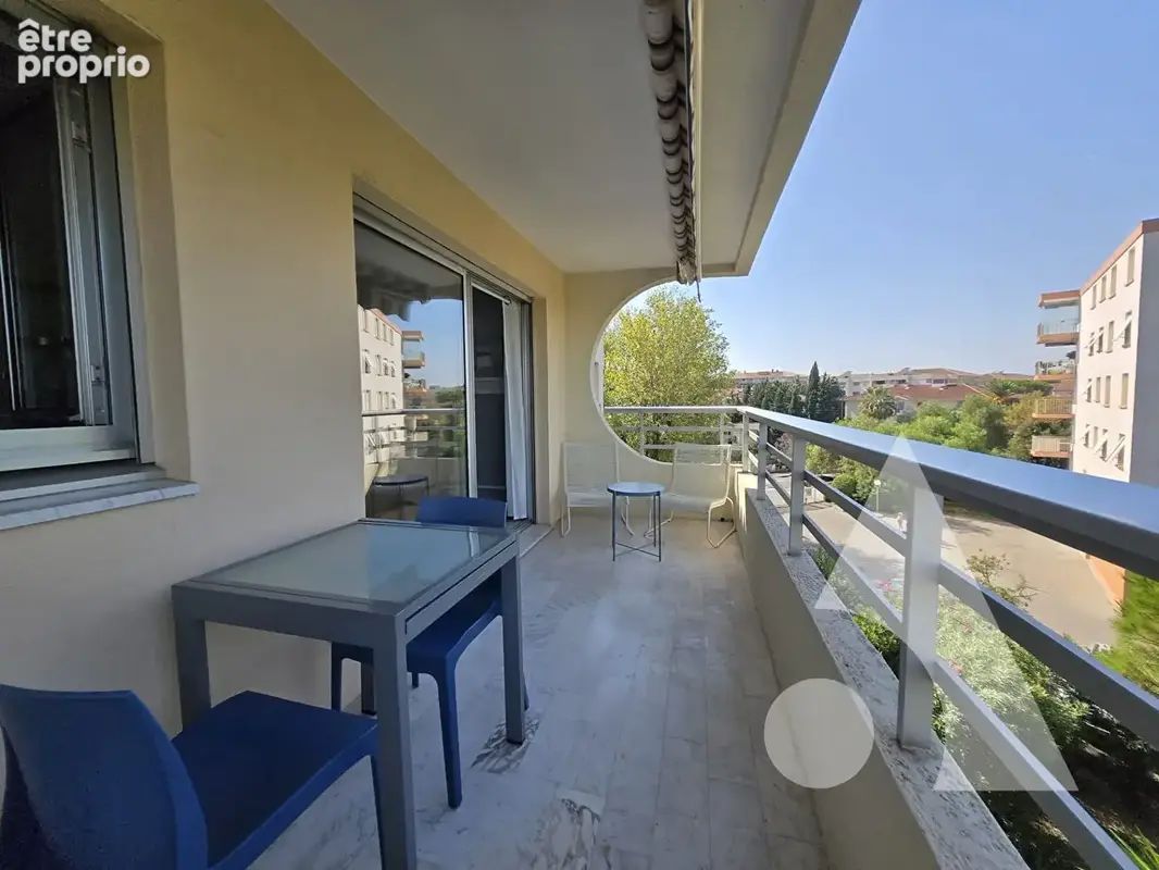 Appartement à FREJUS