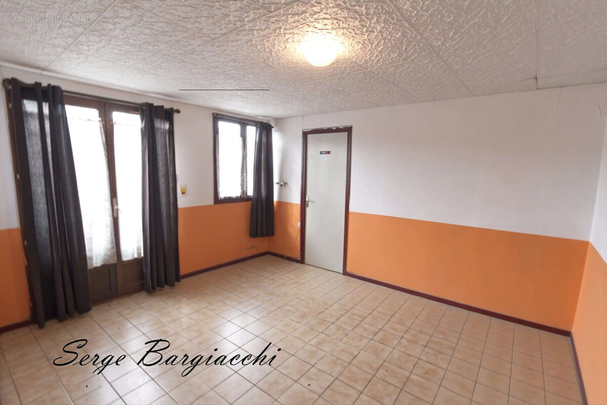 Appartement à LAMBRES-LEZ-DOUAI