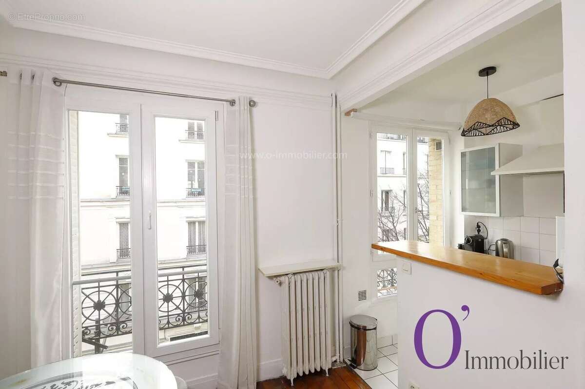 Appartement à PARIS-11E